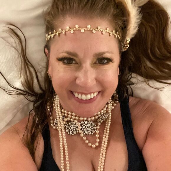 LOFT Diamond Sunburst Cluster Necklace - Picture 5 of 10